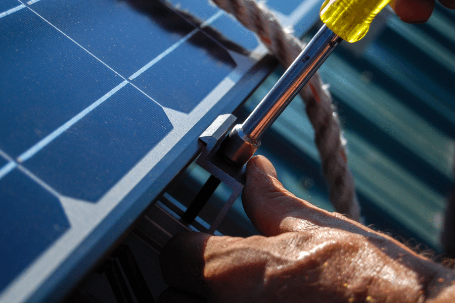 Key Questions to Ask When Searching for a Quality Solar Installer Content Image