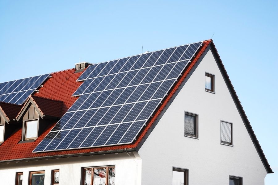 5 Solar Apps Which Can Help Monitor and Optimise Your Rooftop Solar System