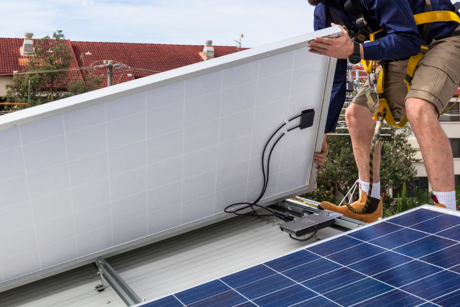 How the Anti-islanding Process Works With Rooftop Solar Systems